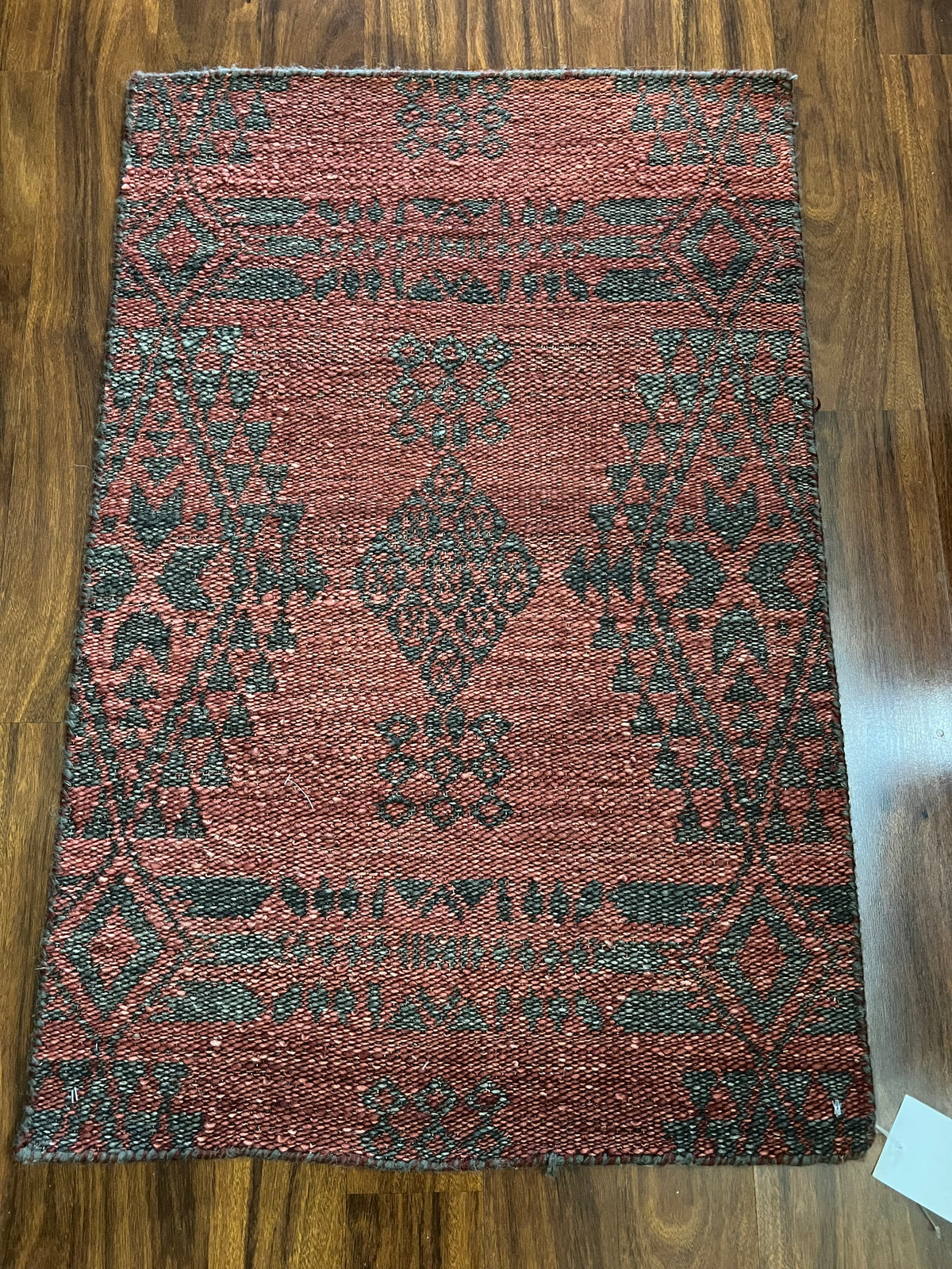 Handmade Endura Red & Black Wool Rug – 2' x 3'