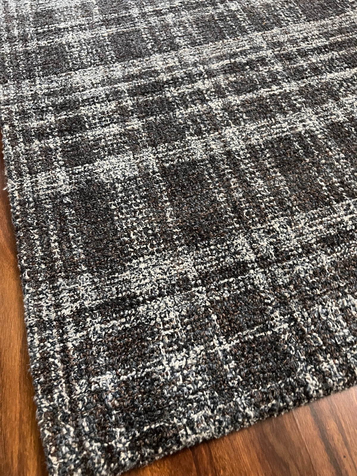 AMER Laurel Charcoal Handmade Wool Blend Rug – 2' x 3'