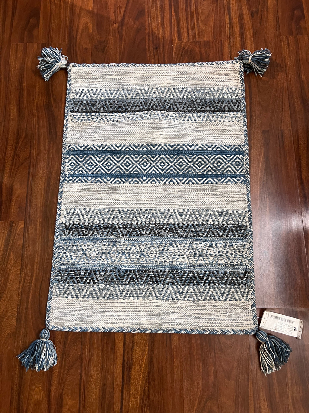 Handmade Canyon Turquoise Geometric Cotton Rug with Tassels – 2’ × 3’