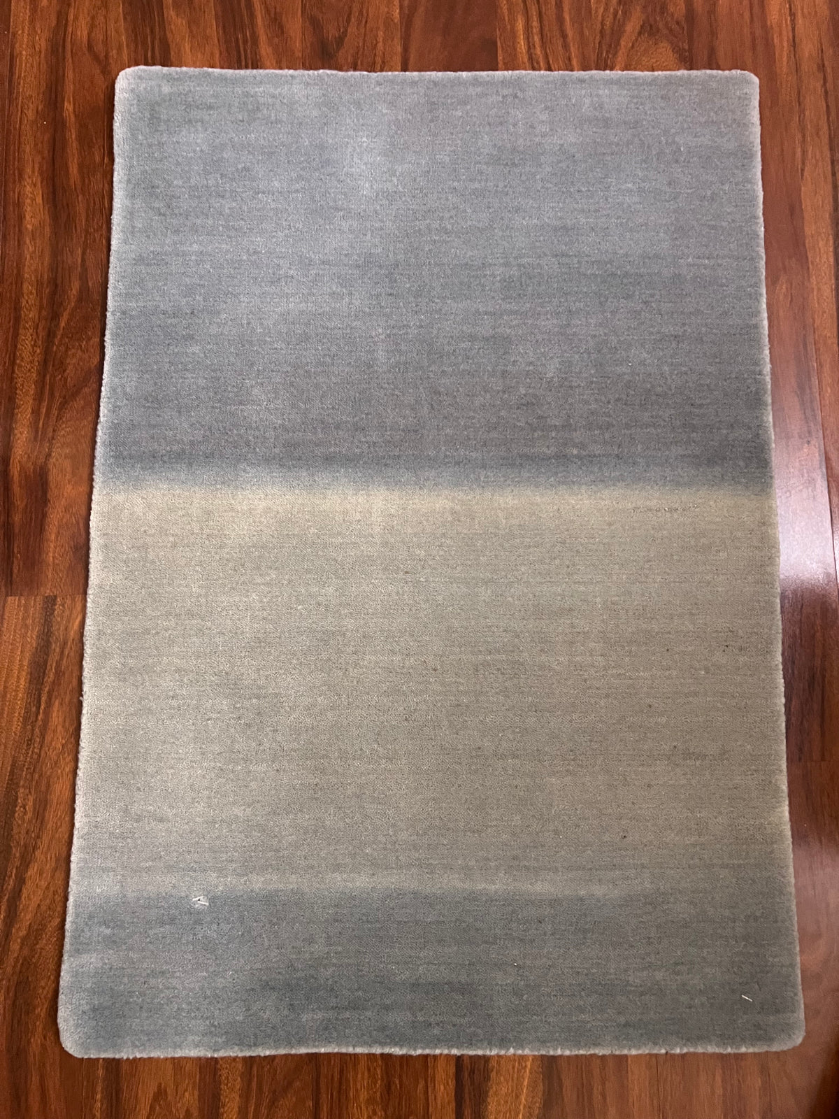 Handmade Blue-Gray Ombré Accent Rug – 2’ × 3’ | Arizona TP-5