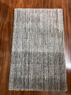 Handmade Gray Textured Accent Rug – 2’ × 3’ | Brooklyn BRK-1