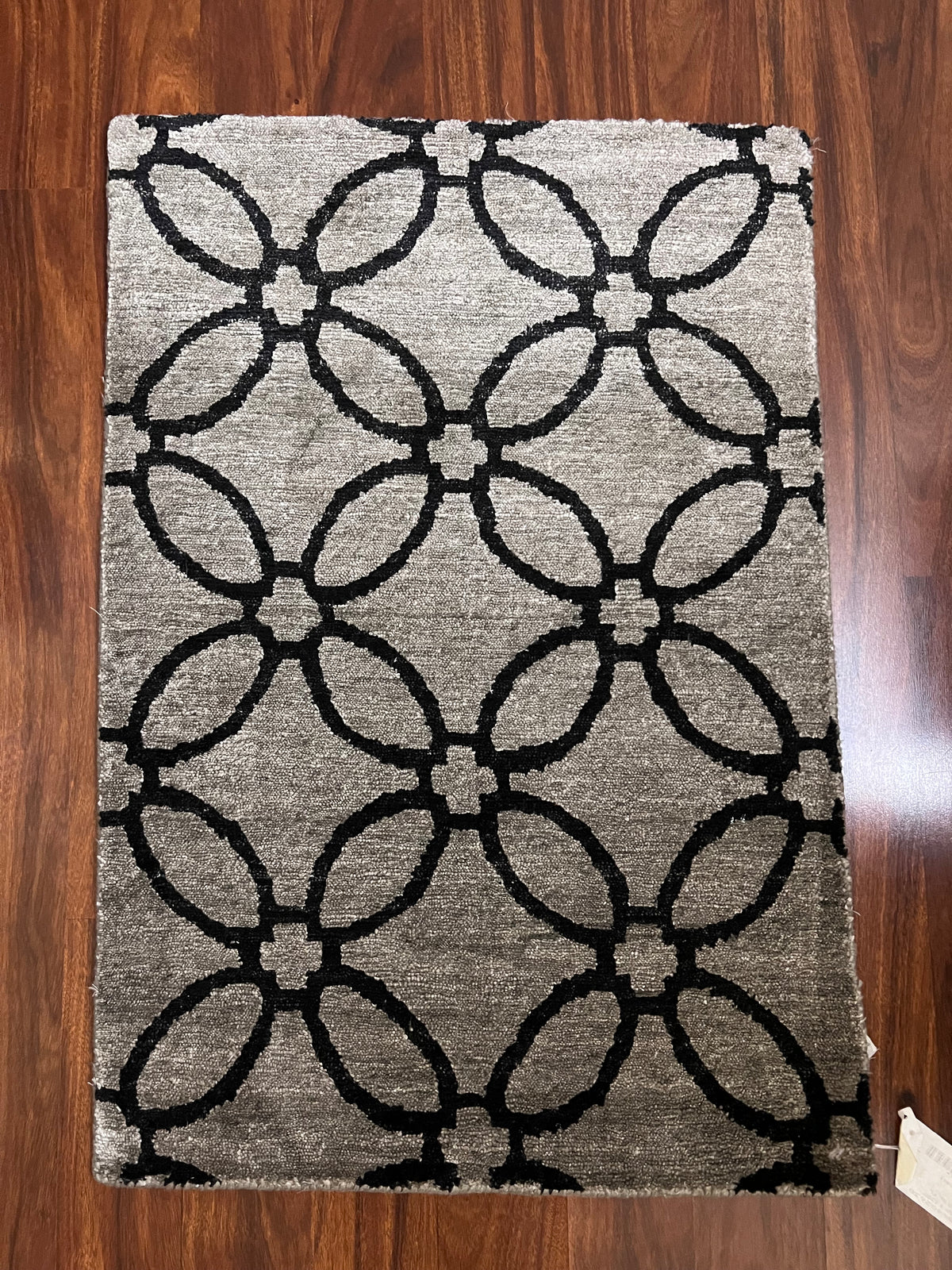 Handmade Ebony and Ivory Geometric Rug – 2’ × 3’ | Riviera Collection