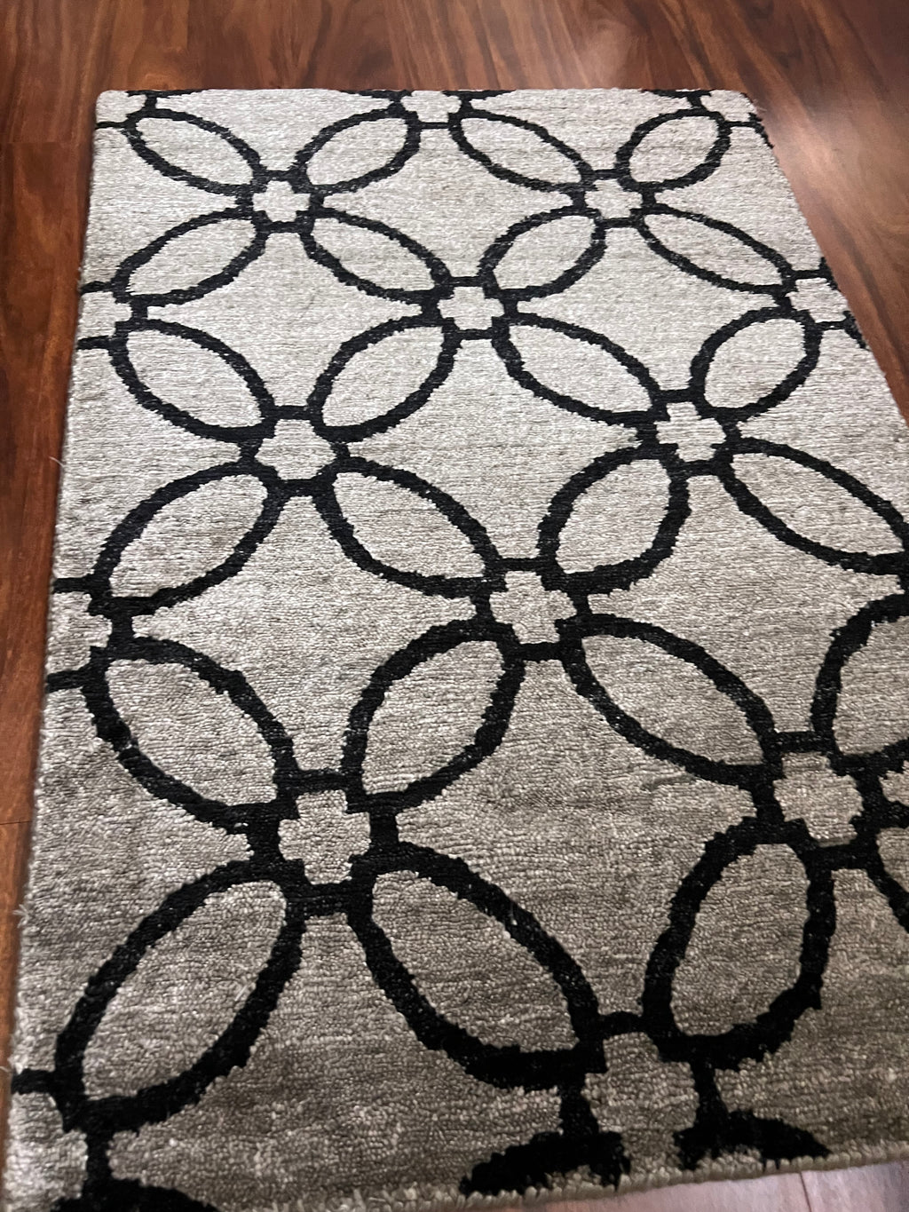 Handmade Ebony and Ivory Geometric Rug – 2’ × 3’ | Riviera Collection