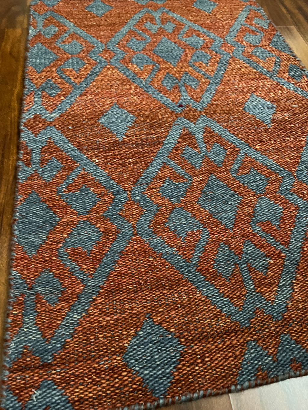 Handmade Blue & Rust Geometric Wool Rug – 2’ × 3’ | Endura EN-912