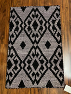 Handmade Black & Lilac Geometric Wool Rug – 2’ × 3’ | Endura EN-911