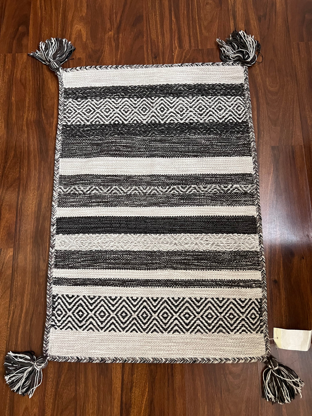 Handmade Black & Ivory Geometric Cotton Rug – 2’ × 3’