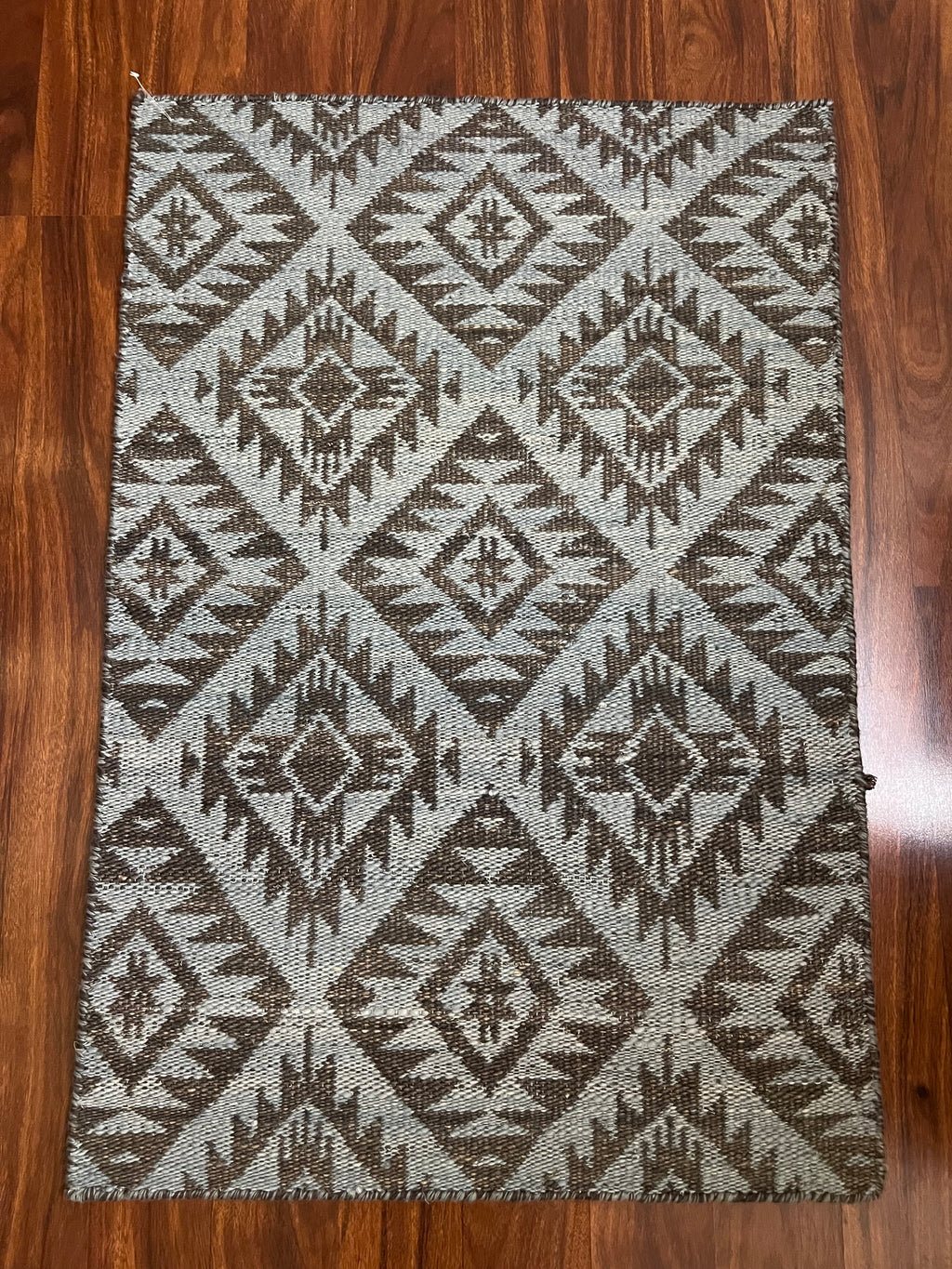 Handmade Brown & Ivory Geometric Diamond Rug – 2’ × 3’