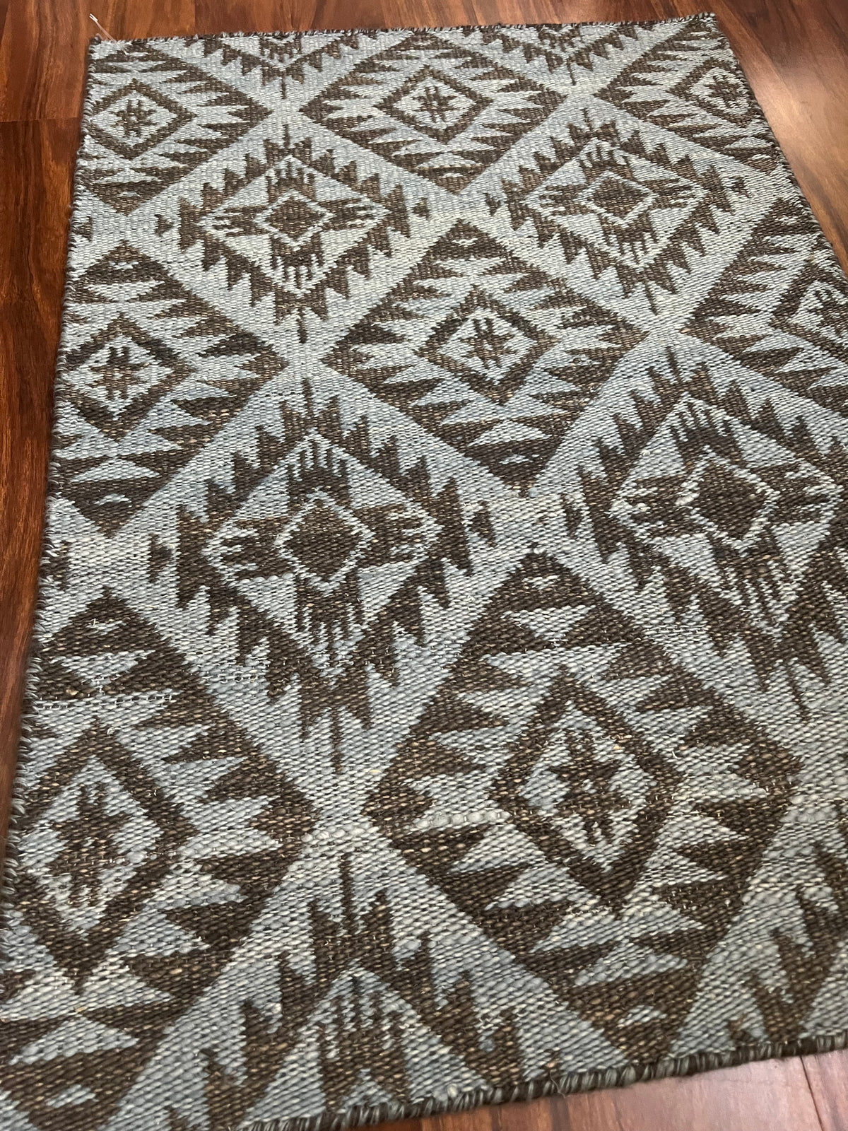 Handmade Brown & Ivory Geometric Diamond Rug – 2’ × 3’
