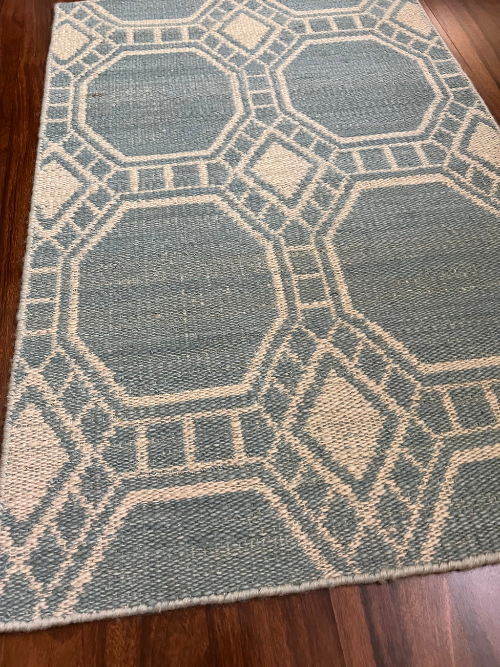Handmade Blue & Ivory Geometric Rug – 2’ × 3’