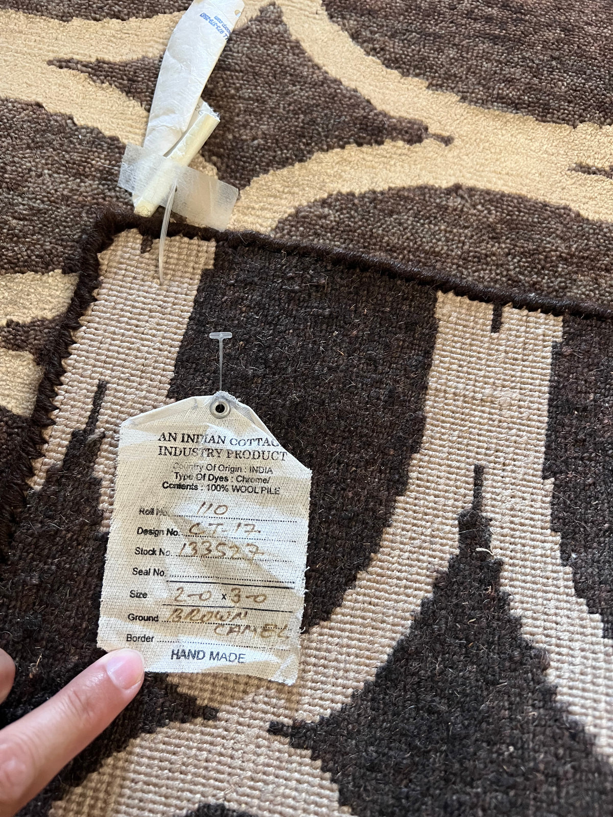 Handmade Brown & Cream Oval Pattern Wool Rug – 2’ × 3’