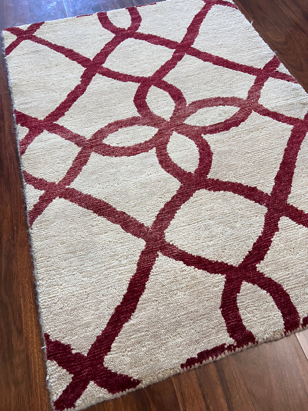 Handmade Ivory & Burgundy Geometric Rug – 2’ × 3’
