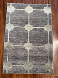 Charcoal and Ivory Geometric Accent Rug – Wool & Silkette – 2’ × 3’