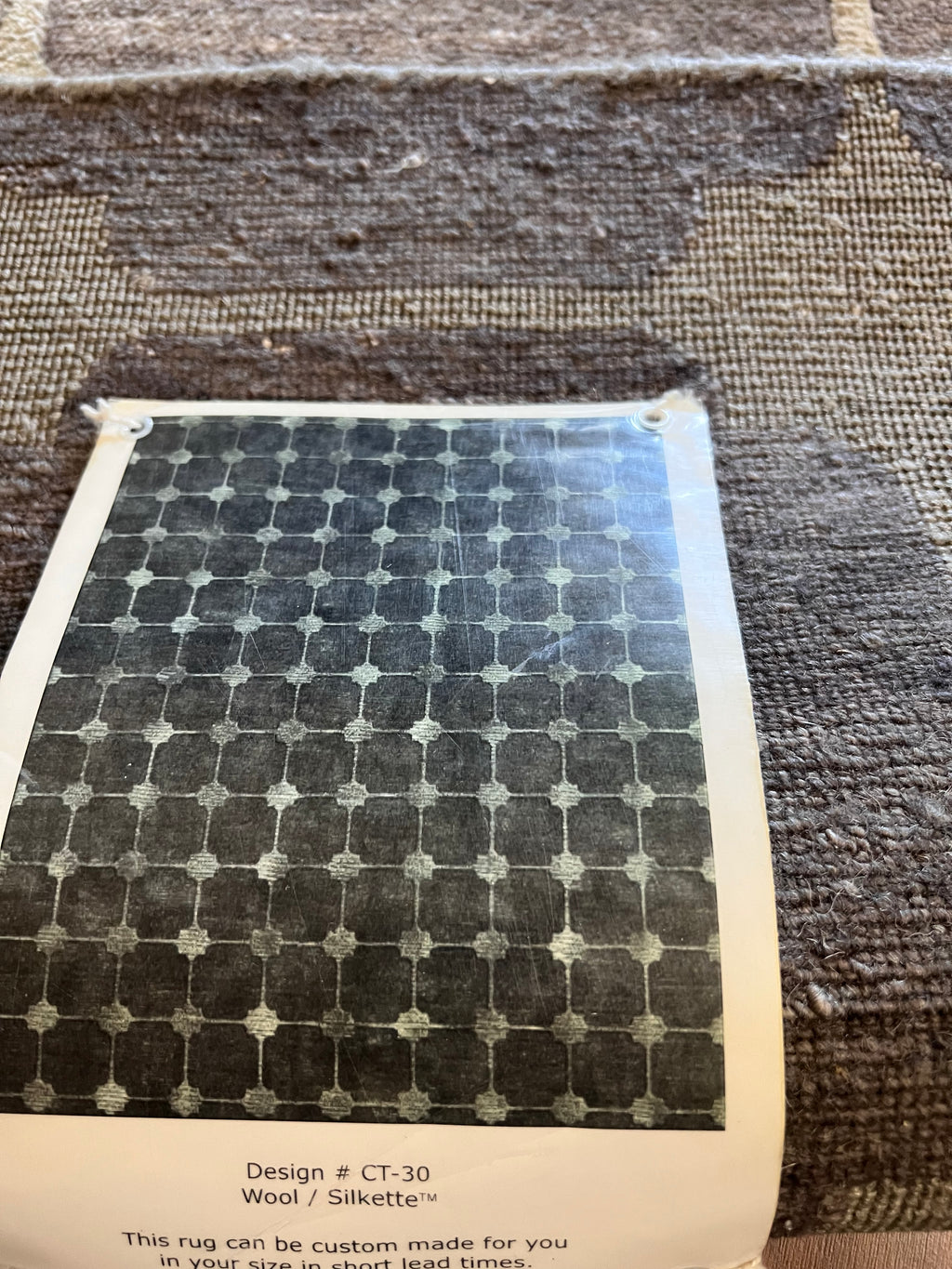 Charcoal and Ivory Geometric Accent Rug – Wool & Silkette – 2’ × 3’