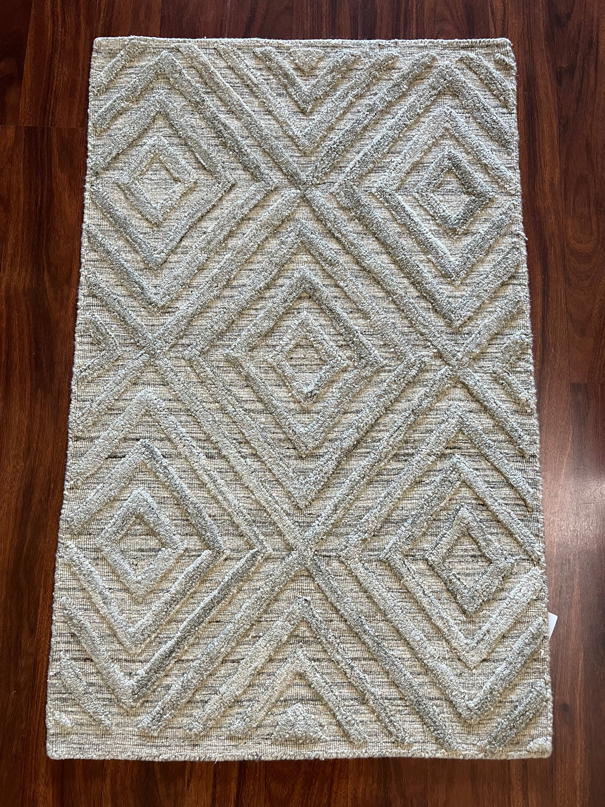 Handmade Gray Geometric Wool Accent Rug – 2’ × 3’