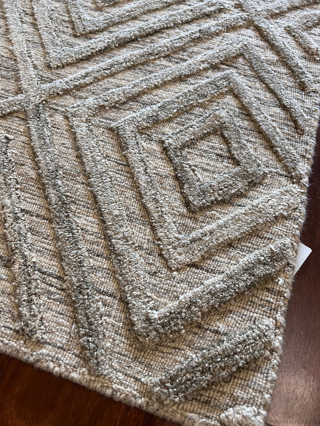 Handmade Gray Geometric Wool Accent Rug – 2’ × 3’