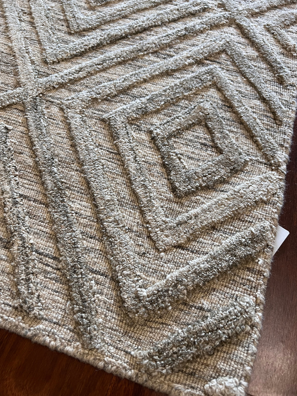 Handmade Gray Geometric Wool Accent Rug – 2’ × 3’