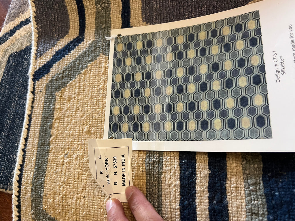 Handmade Navy, Gray & Ivory Hexagon Accent Rug – 2’ × 3’