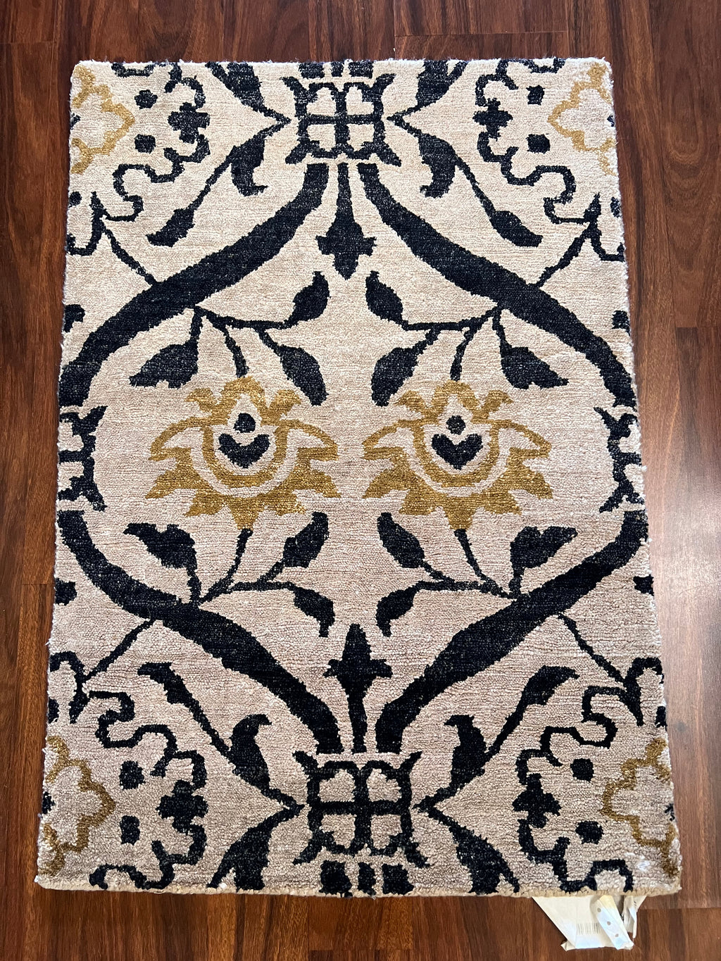 Handmade Ivory, Black & Gold Floral Accent Rug – 2’ × 3’