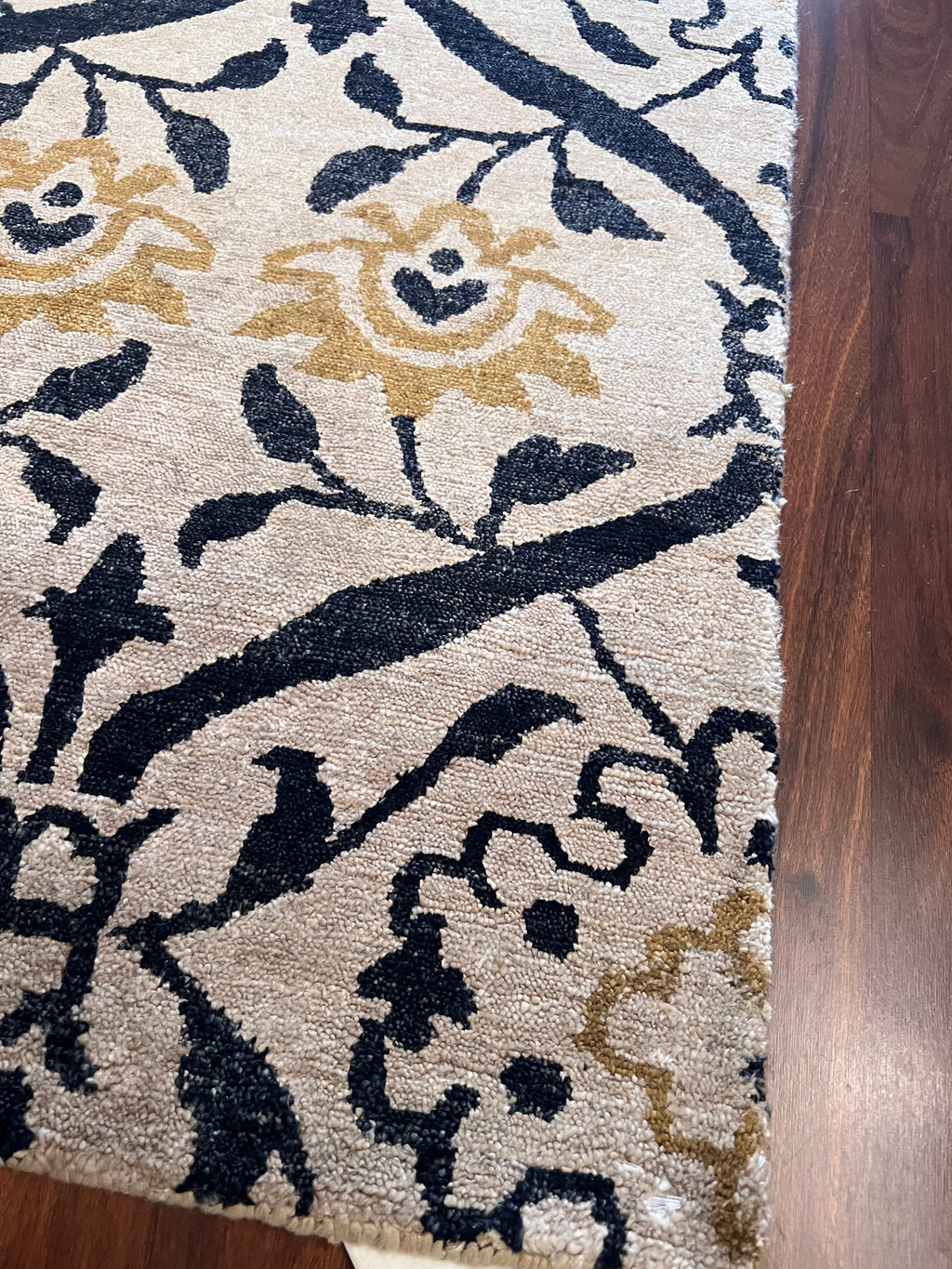 Handmade Ivory, Black & Gold Floral Accent Rug – 2’ × 3’