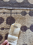 Handmade Gray & Ivory Linked Dot Accent Rug – 2’ × 3’